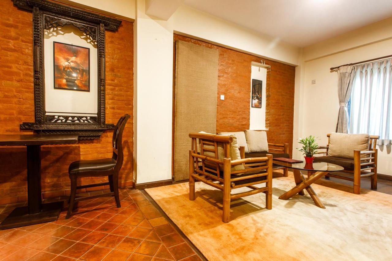 Gaju Suite Hotel Katmandou Extérieur photo