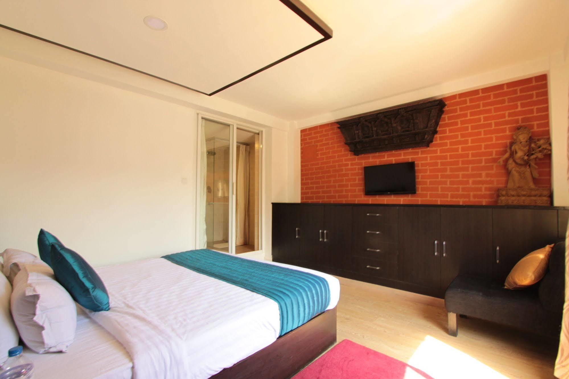 Gaju Suite Hotel Katmandou Extérieur photo