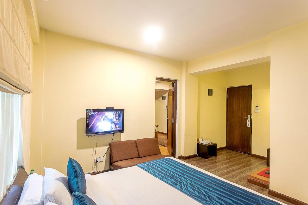 Gaju Suite Hotel Katmandou Extérieur photo
