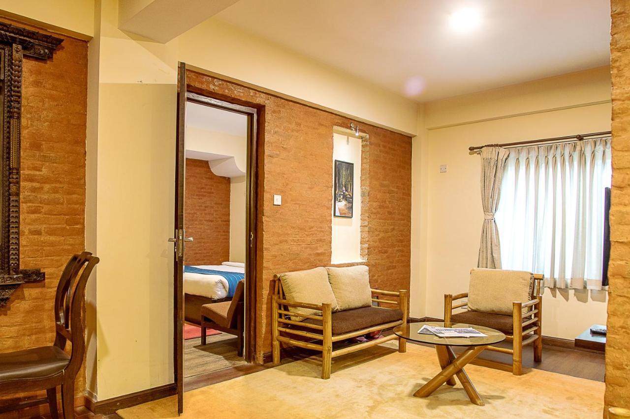 Gaju Suite Hotel Katmandou Extérieur photo