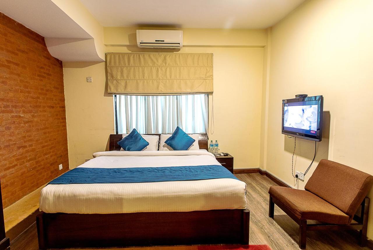 Gaju Suite Hotel Katmandou Extérieur photo